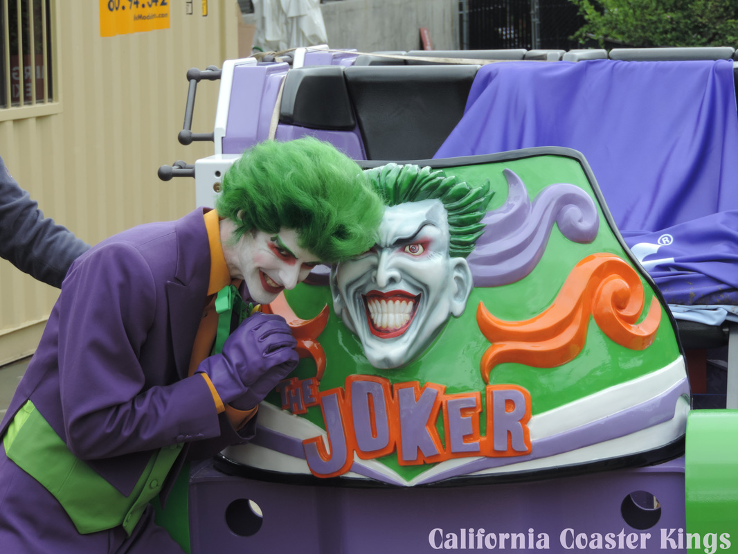 NewsPlusNotes: The Joker Takes Over Six Flags Mexico in 2013
